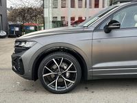 Gebraucht VW Touareg R-line 286 PS (210 kW) 2025 Grau SUV