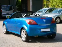 Gebraucht Opel Tigra 90 PS (66 kW) 2004 Blau Cabrio