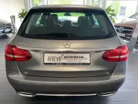 Gebraucht Mercedes C180 156 PS (114 kW) 2015 Palladiumsilber (metallic) Kombi