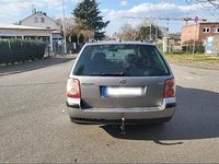 Gebraucht VW Passat 116 PS (85 kW) 2002 Grau Kombi