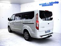Gebraucht Ford Tourneo Titanium 131 PS (96 kW) 2022 Weiß Van / Kleinbus