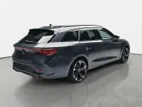 Gebraucht Cupra Leon 204 PS (150 kW) 2025 Magnetic grau metallic Kombi