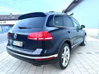 Gebraucht VW Touareg 262 PS (192 kW) 2015 Blau SUV