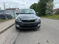 Gebraucht Skoda Fabia 80 PS (58 kW) 2011 Grau Limousine