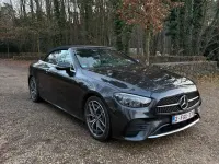 Gebraucht Mercedes E200 193 PS (141 kW) 2021 Andere farben Cabrio