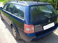 Gebraucht VW Passat 131 PS (96 kW) 2005 Blau Kombi