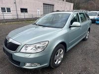 Gebraucht Skoda Octavia Elegance 140 PS (102 kW) 2011 Kombi