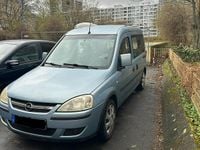 Second-hand Opel Combo 97 CP (71 kW) 2006 Albastru Monovolum