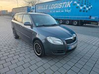 gebraucht Skoda Fabia kombi 1.6 PDC Tempomat