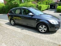Gebraucht Kia Ceed 109 PS (80 kW) 2009 Grau metallic Kleinwagen