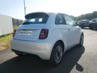 Neu Fiat 500 Icon 65 PS (47 kW) 2026 Schwarz Kleinwagen