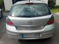 Gebraucht Opel Astra 90 PS (66 kW) 2009 Silber Kleinwagen