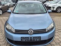 Gebraucht VW Golf VI Comfortline 105 PS (77 kW) 2010 Blau Kleinwagen