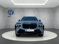Gebraucht BMW X7 M Sport 530 PS (389 kW) 2023 Grau SUV