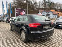 Gebraucht Audi A3 Attraction 105 PS (77 kW) 2011 Schwarz Kleinwagen