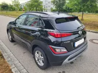 Gebraucht Hyundai Kona Pure 120 PS (88 kW) 2022 Schwarz SUV