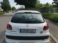 Gebraucht Peugeot 206 75 PS (55 kW) 2010 Weiß Limousine