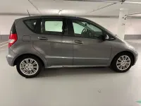 Gebraucht Mercedes A160 Elegance 82 PS (60 kW) 2011 Grau Kleinwagen