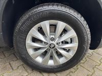 Neu Skoda Karoq Selection 150 PS (110 kW) 2025 Schwarzmagic perleffekt SUV