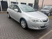 Gebraucht Opel Astra Eco 110 PS (80 kW) 2012 Silber Kombi