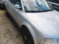 Gebraucht VW Passat 101 PS (74 kW) 2002 Silber Limousine