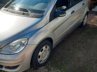 Gebraucht Mercedes B170 116 PS (85 kW) 2005 Silber Van / Kleinbus
