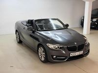 Gebraucht BMW 218 Sport Line 150 PS (110 kW) 2016 Grau Cabrio