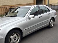 Gebraucht Mercedes C200 163 PS (119 kW) 2002 Grau Limousine