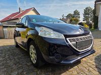Gebraucht Peugeot 208 Access 68 PS (50 kW) 2014 Blau Kleinwagen