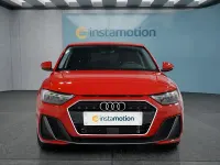 Gebraucht Audi A1 116 PS (85 kW) 2025 Rot SUV