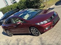 Gebraucht Honda Civic Executive 142 PS (104 kW) 2016 Rot Limousine