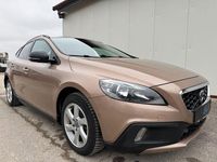 Gebraucht Volvo V40 CC Momentum 150 PS (110 kW) 2013 Braun Kombi