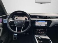 Gebraucht Audi Q8 e-tron S-Line 300 kW (408 PS) 2024 Daytonagrau perleffekt SUV