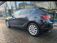 Gebraucht Opel Astra 180 PS (132 kW) 2011 Limousine