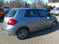 Gebraucht Toyota Auris Team 126 PS (92 kW) 2008 Silber Kleinwagen