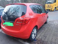 Gebraucht Opel Meriva 95 PS (69 kW) 2016 Rot Van / Kleinbus