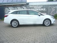 Gebraucht Opel Astra Edition 125 PS (91 kW) 2016 Weiß Kombi