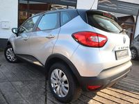 Gebraucht Renault Captur Dynamique 120 PS (88 kW) 2014 Silber SUV