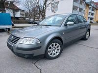 Gebraucht VW Passat 101 PS (74 kW) 2003 Grau Limousine