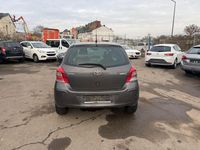 Gebraucht Toyota Yaris Edition 99 PS (72 kW) 2011 Grau Kleinwagen