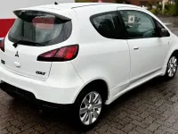Gebraucht Mitsubishi Colt 95 PS (69 kW) 2012 Weiß Kleinwagen