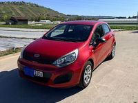 Gebraucht Kia Rio Attract 86 PS (63 kW) 2012 Rot Limousine