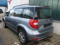 gebraucht Skoda Yeti 4x4, AHK, 6-Gang, optische Mängel