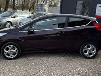 Gebraucht Ford Fiesta Titanium 82 PS (60 kW) 2010 Violet Kleinwagen