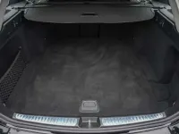Gebraucht Mercedes C300 Avantgarde 288 PS (211 kW) 2023 Schwarz Limousine