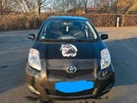 Gebraucht Toyota Yaris 69 PS (50 kW) 2010 Schwarz Kleinwagen