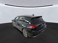 Gebraucht VW Golf VIII Active 150 PS (110 kW) 2023 Schwarz Limousine