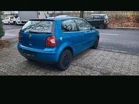 Gebraucht VW Polo 80 PS (58 kW) 2004 Blau Kleinwagen