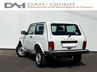 Gebraucht Lada niva 83 PS (61 kW) 2016 Weiß SUV
