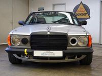 Gebraucht Mercedes E280 209 PS (153 kW) 1980 Silber Coupé